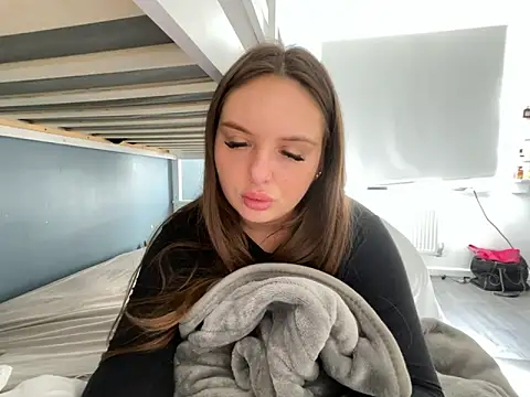 EllaStarrxxx online show from 10-06-25, 11:51