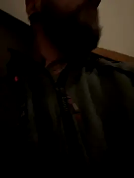 Snapshot of ju8870 chatting on 12-17-25, 05:19 ju8870 online show from 12-17-25, 05:19