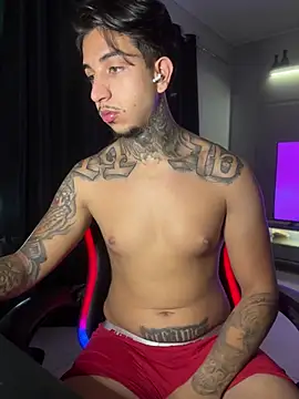 RealGdiass online show from 01-11-26, 01:43