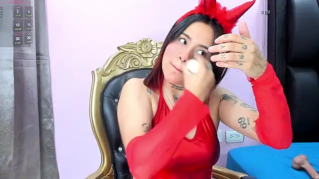 Nixielee  online show from 10-16-25, 01:01