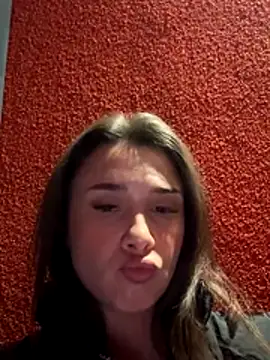 MayaVonDe online show from 12-14-25, 04:23