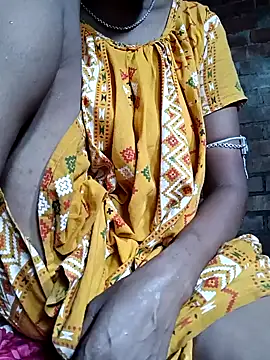 Hotty-romi3 online show from 10-11-25, 04:55