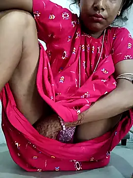 Hotty-romi3 online show from 10-19-25, 01:39