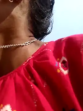 Hotty-romi3 online show from 11-10-25, 04:22