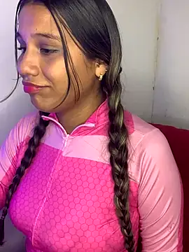 Latina Sarai online show from 10-06-25, 01:52