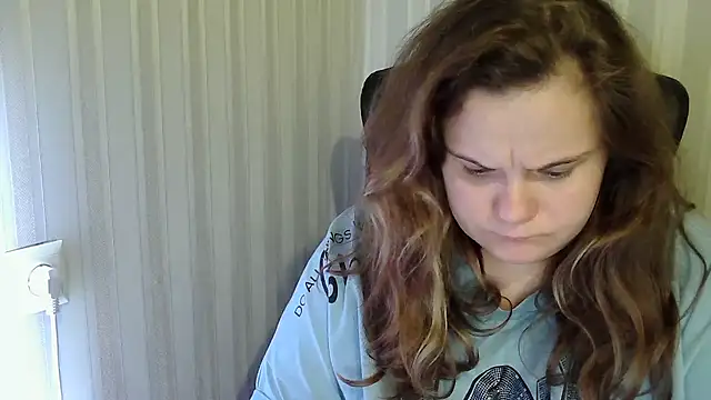 HarmonyKarera online show from 11-18-25, 06:23