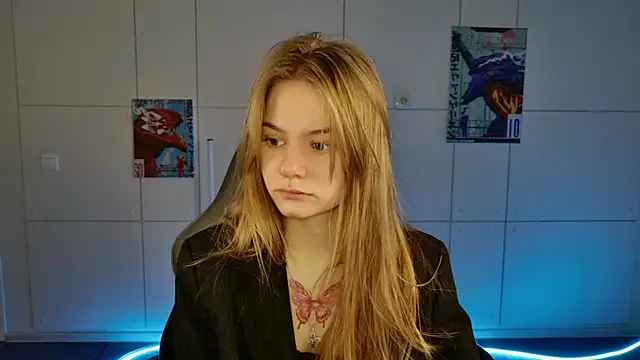 Snapshot of swag_evalution chatting on 11-19-25, 05:07 swag evalution online show from 11-19-25, 05:07