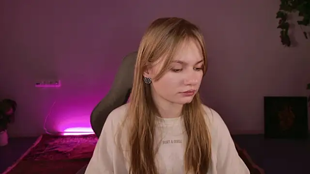 Snapshot of swag_evalution chatting on 11-22-25, 09:08 swag evalution online show from 11-22-25, 09:08