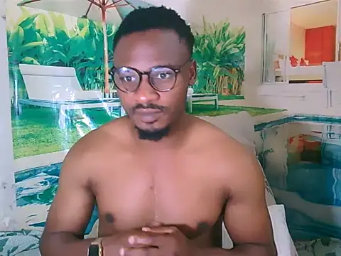 Snapshot of EbonyTiger69 chatting on 10-18-25, 05:21 EbonyTiger69 online show from 10-18-25, 05:21