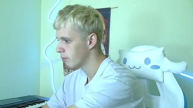  Timmy Boy  online show from 10-05-25, 11:08