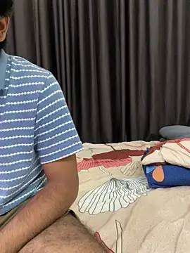 vickyandtania online show from 12-01-25, 01:49