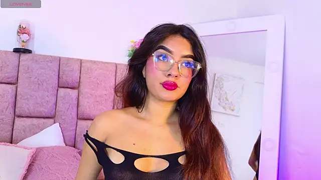 AmyVega  online show from 10-28-25, 02:31