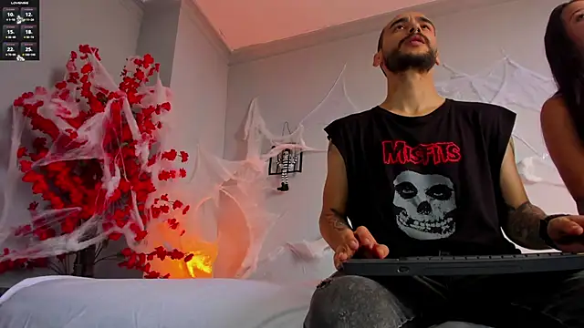 2 fire online show from 10-29-25, 08:21