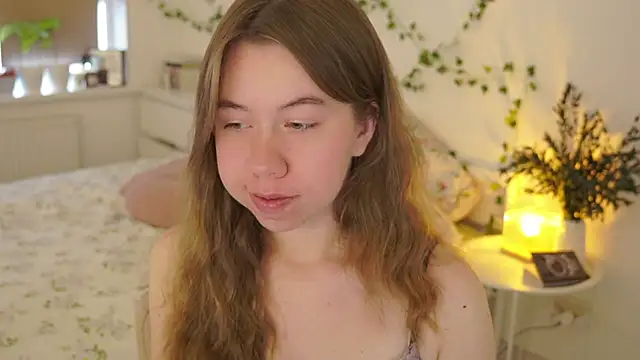 Snapshot of melon_sugar_ chatting on 10-15-25, 11:32 melon sugar online show from 10-15-25, 11:32