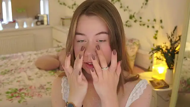 Snapshot of melon_sugar_ chatting on 11-01-25, 10:39 melon sugar online show from 11-01-25, 10:39