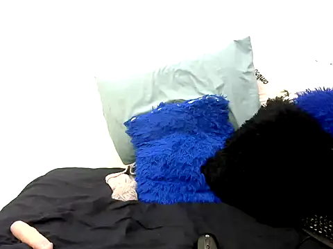 DarkLaddy online show from 10-19-25, 04:29