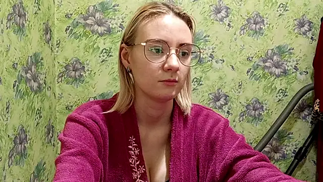  SwimmyGrl  online show from 10-23-25, 01:21