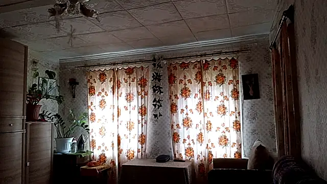  SwimmyGrl  online show from 10-27-25, 09:13