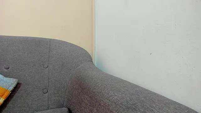 COMPTON 01 online show from 10-11-25, 04:05