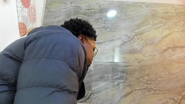 COMPTON 01 online show from 10-24-25, 03:58