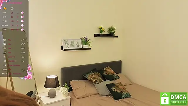 Snapshot of Eileen_Burton chatting on 10-10-25, 06:07 Eileen Burton online show from 10-10-25, 06:07