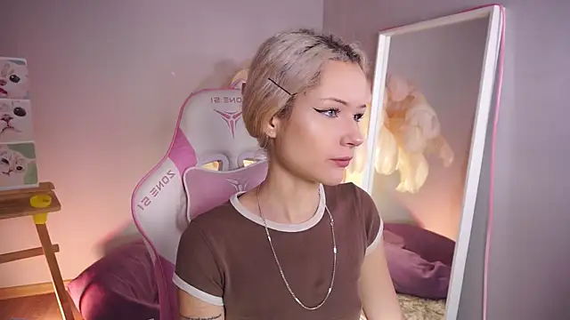 Celeste eyes0n online show from 10-14-25, 08:31