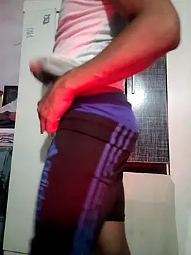 maxOliver12345 online show from 10-11-25, 04:12