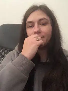 Twolatte1520 online show from 11-04-25, 10:14