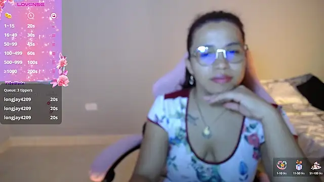 Snapshot of diabliita_ chatting on 10-13-25, 11:49 diabliita online show from 10-13-25, 11:49