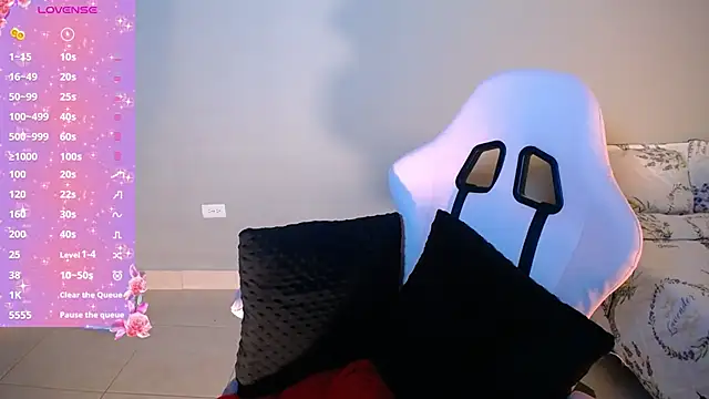 Snapshot of diabliita_ chatting on 10-22-25, 11:15 diabliita online show from 10-22-25, 11:15