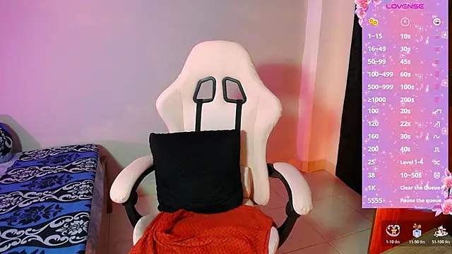 Snapshot of diabliita_ chatting on 11-29-25, 10:57 diabliita online show from 11-29-25, 10:57