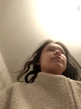 AlettaPaltrova online show from 10-22-25, 04:13