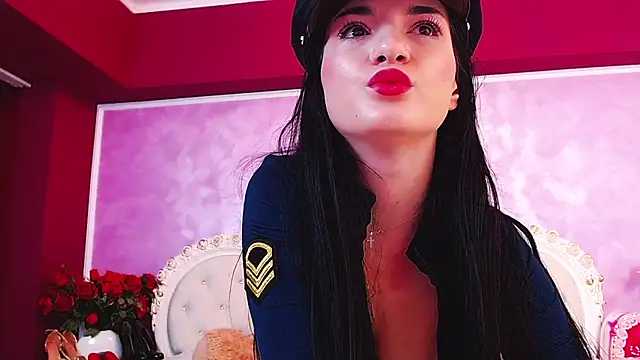 BellaReyXO online show from 10-10-25, 05:50