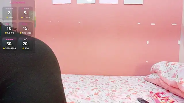 Snapshot of CheatingNeighborr chatting on 10-28-25, 08:00 CheatingNeighborr online show from 10-28-25, 08:00