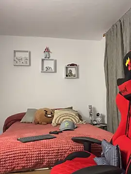 Ezzio Scolaro online show from 11-07-25, 11:27