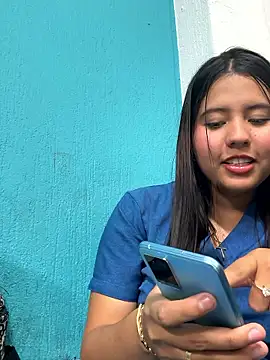 Lia Jhonson  online show from 10-23-25, 12:32