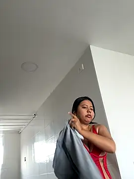 Lia Jhonson  online show from 11-08-25, 03:01