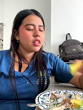 Lia Jhonson  online show from 11-12-25, 07:24