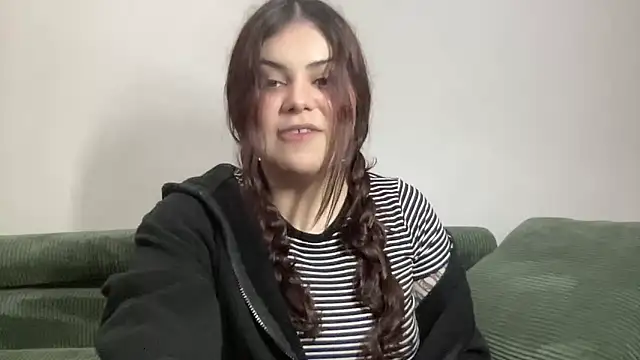 Snapshot of lilithsbetrayal chatting on 12-03-25, 01:24 lilithsbetrayal online show from 12-03-25, 01:24