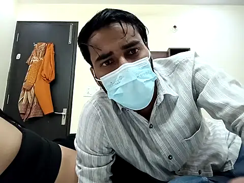 horny milf couple online show from 10-13-25, 04:18