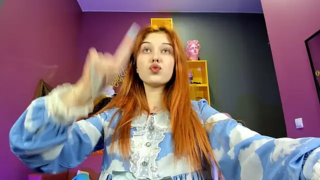 Snapshot of Oki_Mie chatting on 11-10-25, 02:49 Oki Mie online show from 11-10-25, 02:49