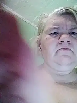 LusiyaGold5 online show from 10-22-25, 09:03