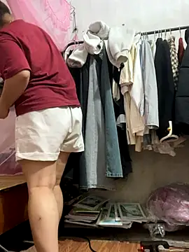 Beautiful-light22 online show from 10-30-25, 08:16