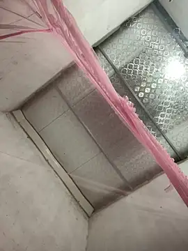 Beautiful-light22 online show from 11-17-25, 04:57