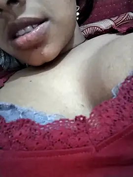 Snapshot of Queen-Any chatting on 10-10-25, 05:01 Queen-Any online show from 10-10-25, 05:01