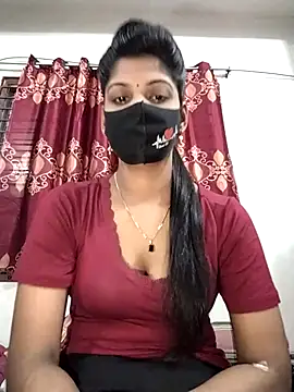 Snapshot of Queen-Any chatting on 10-11-25, 08:51 Queen-Any online show from 10-11-25, 08:51