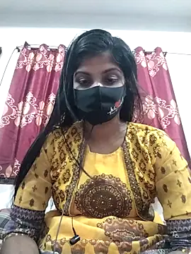 Snapshot of Queen-Any chatting on 10-25-25, 04:02 Queen-Any online show from 10-25-25, 04:02