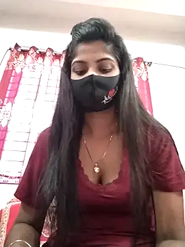 Snapshot of Queen-Any chatting on 11-16-25, 02:50 Queen-Any online show from 11-16-25, 02:50