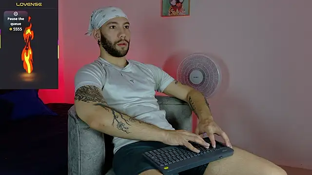 angel kyrozz online show from 03-15-26, 07:09