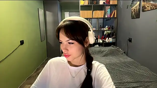 MysticAlisa online show from 10-17-25, 10:07